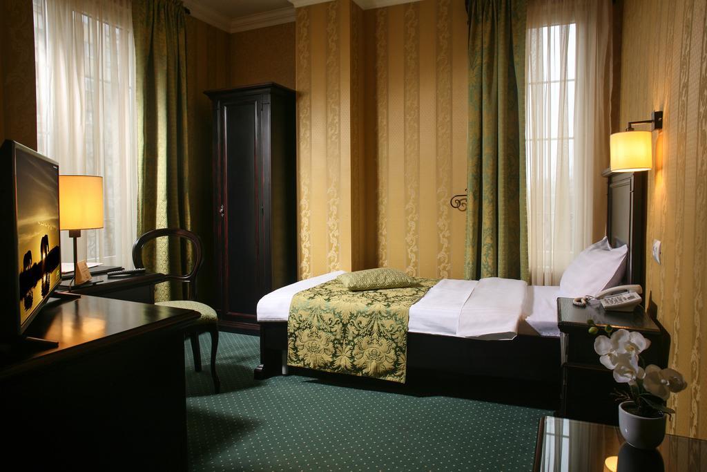 Hotel Novera Timisoara Room photo